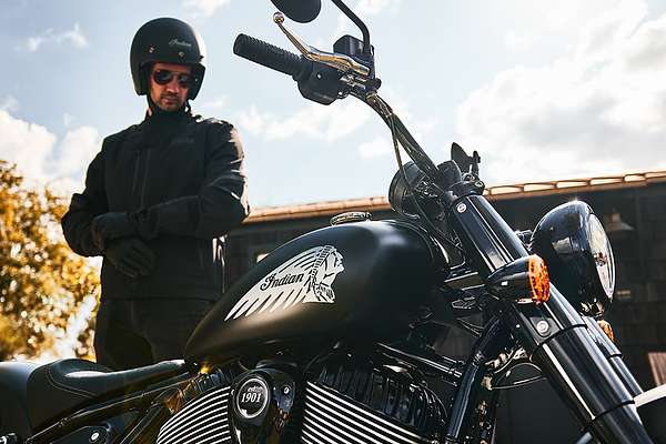 2024 Indian Chief Bobber Dark Horse