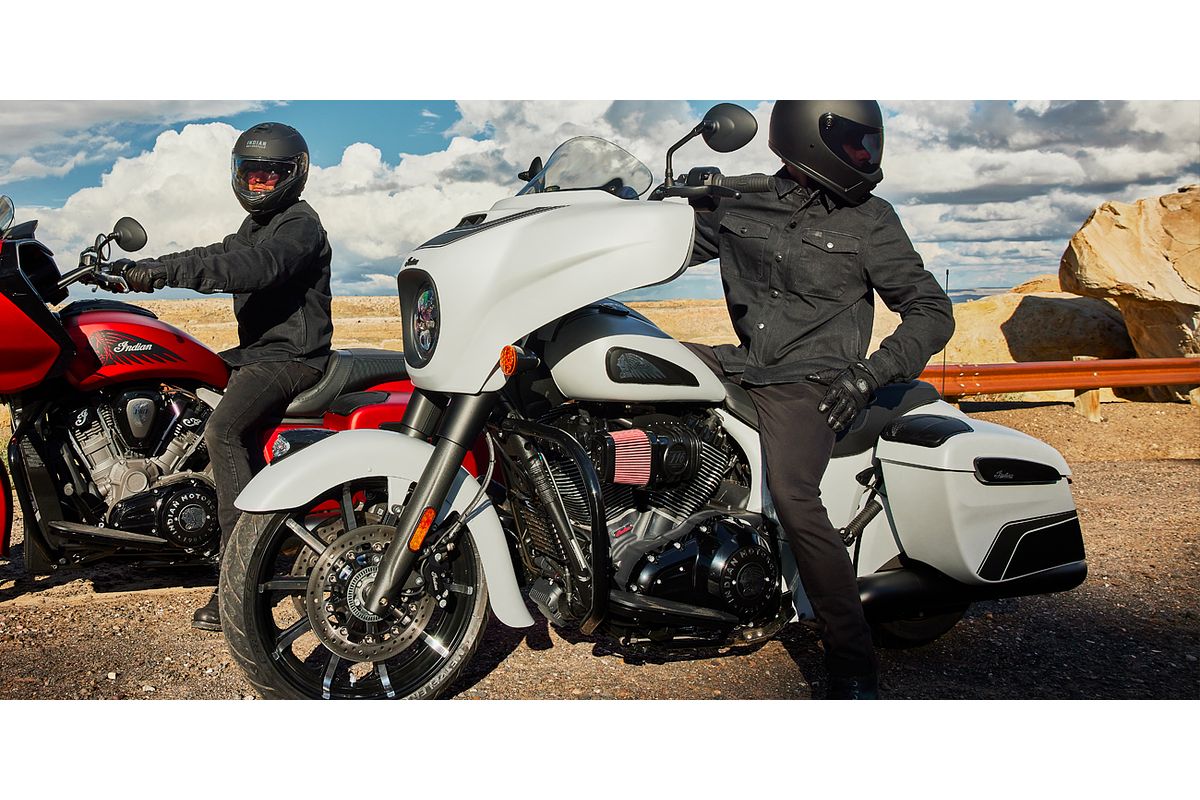 2024 Indian Chieftain Dark Horse
