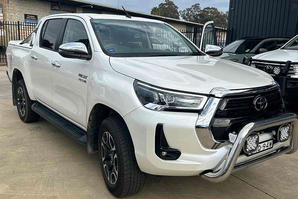 2021 Toyota Hilux SR5 GUN126R 4X4