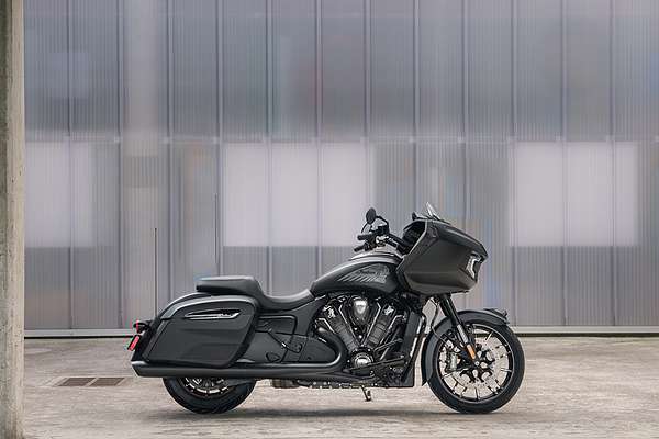 2024 Indian Indian Challenger Dark Horse