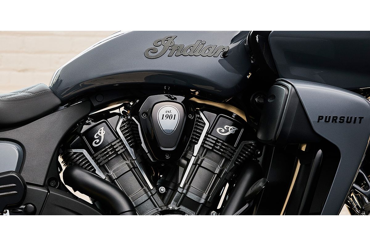 2024 Indian Indian Pursuit Dark Horse