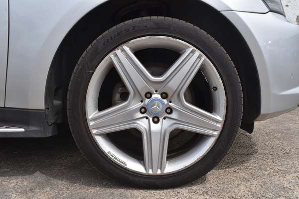 2011 Mercedes-Benz M-Class ML350 CDI W164