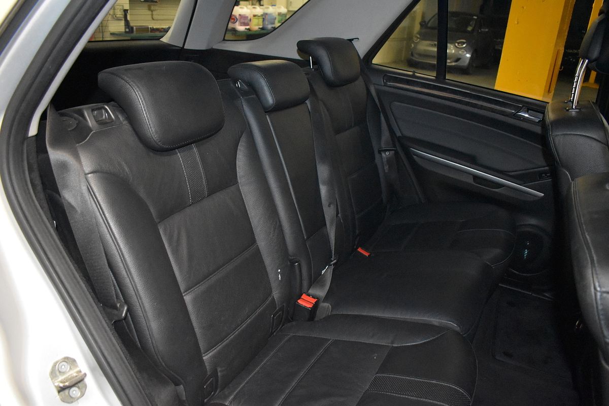 2011 Mercedes-Benz M-Class ML350 CDI W164