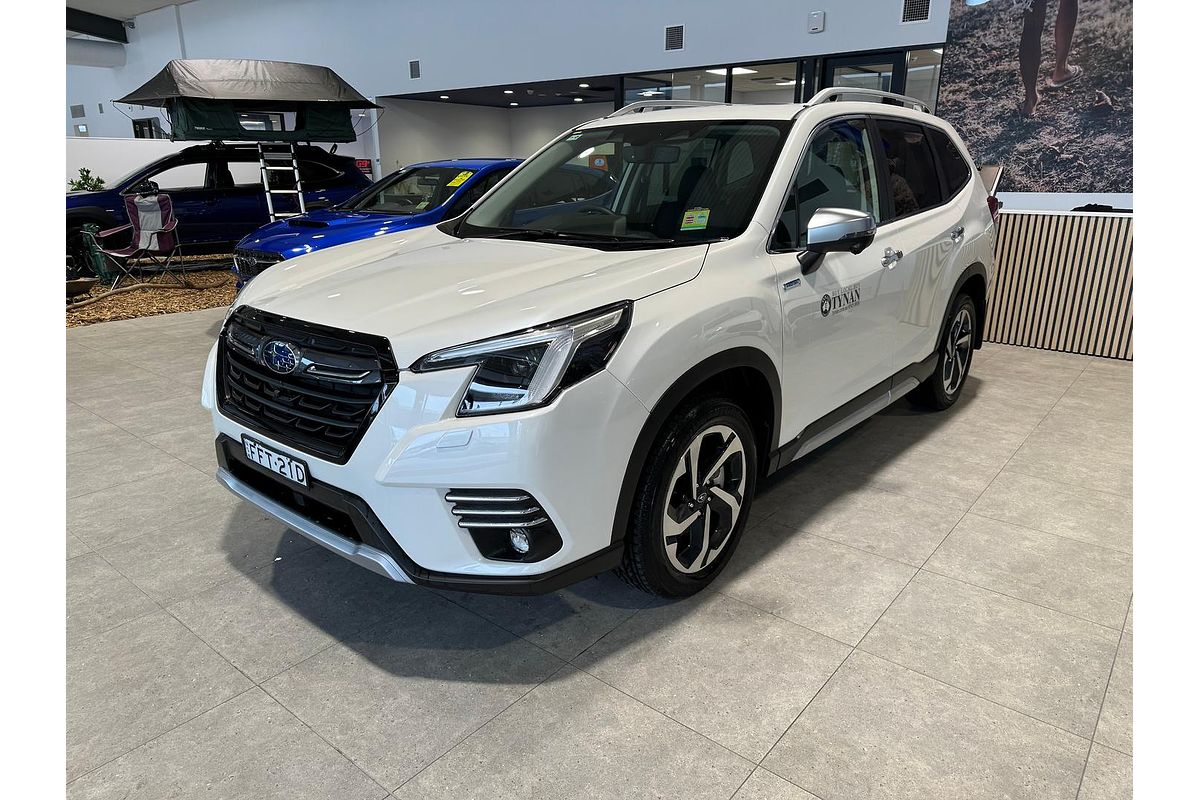 2024 Subaru Forester Hybrid S S5