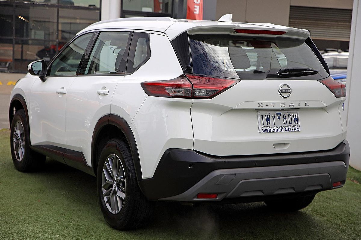 2023 Nissan X-TRAIL ST T33