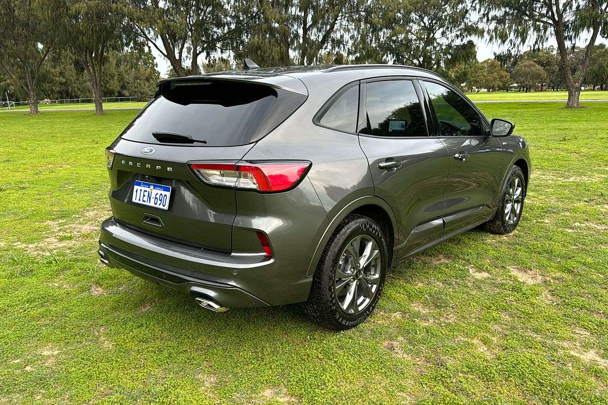 2021 Ford Escape ST-Line ZH