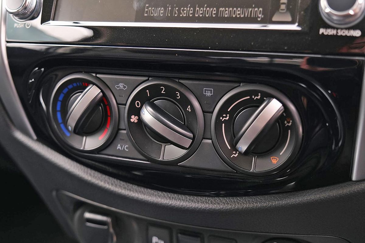 2023 Nissan Navara ST D23 4X4