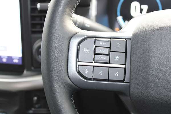 2023 Ford F-150 Lariat 4X4 SWB