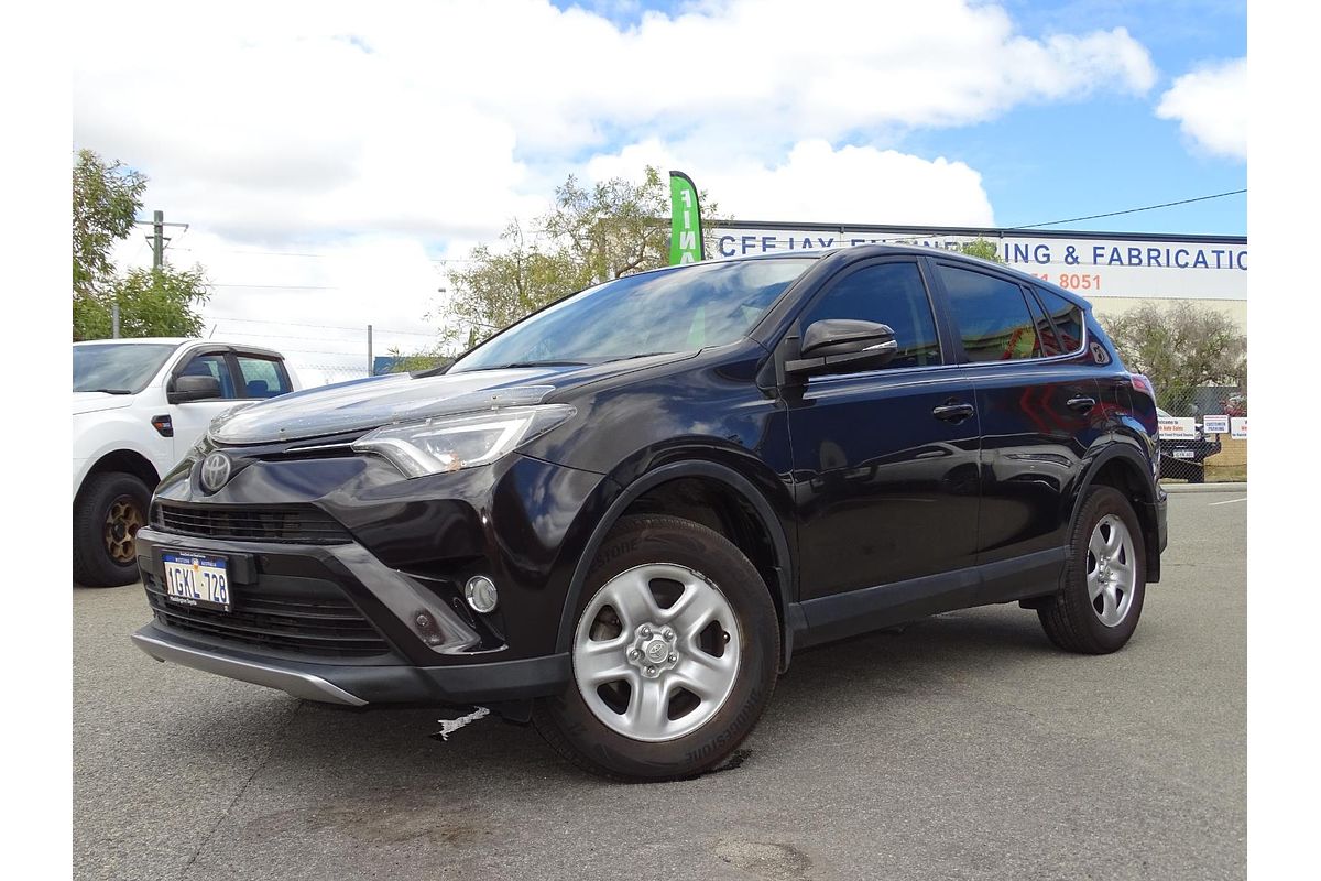 2018 Toyota RAV4 GX ZSA42R