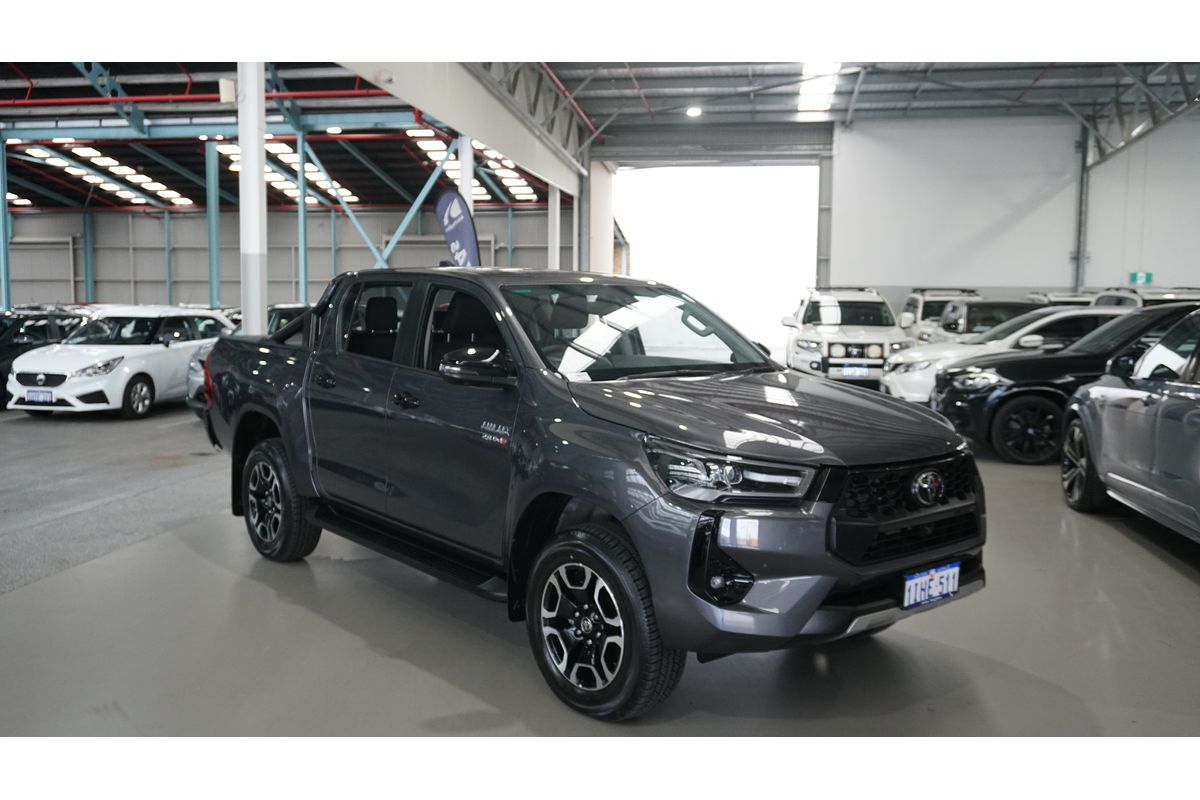 2024 Toyota Hilux SR5 48V GUN126R 4X4