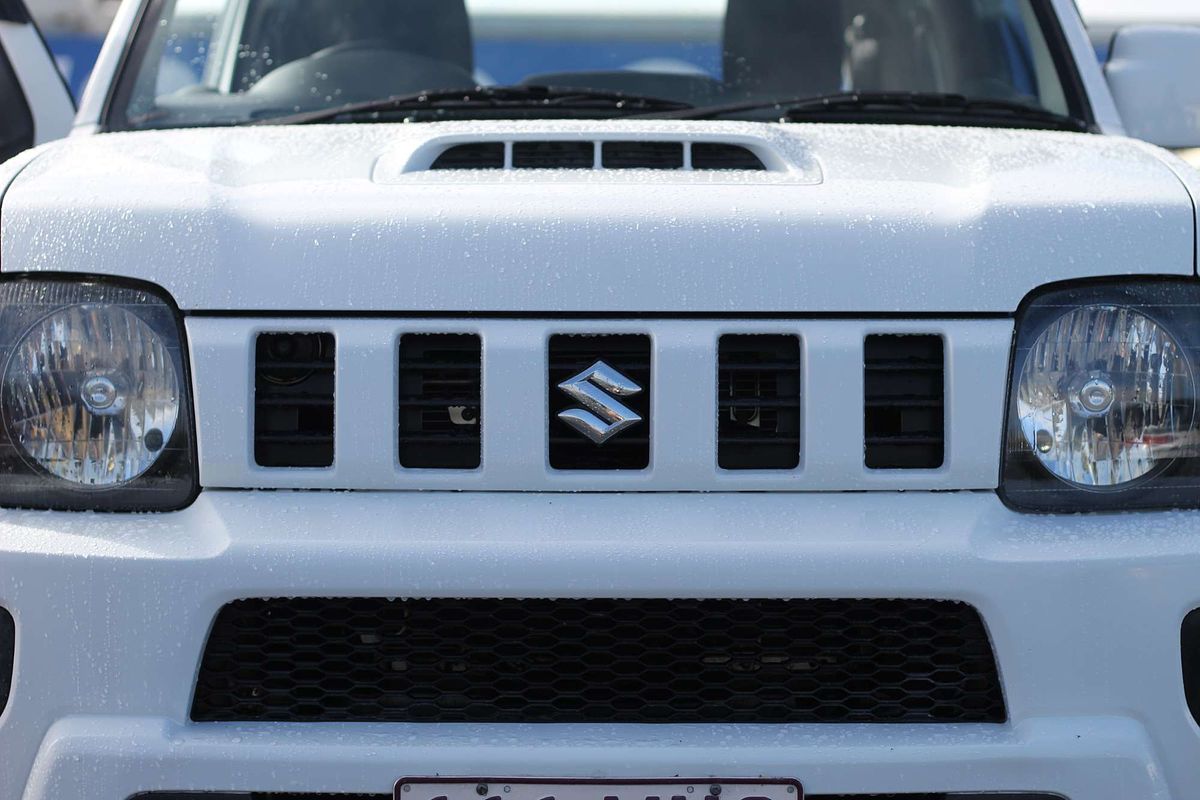 2015 Suzuki Jimny Sierra SN413 T6