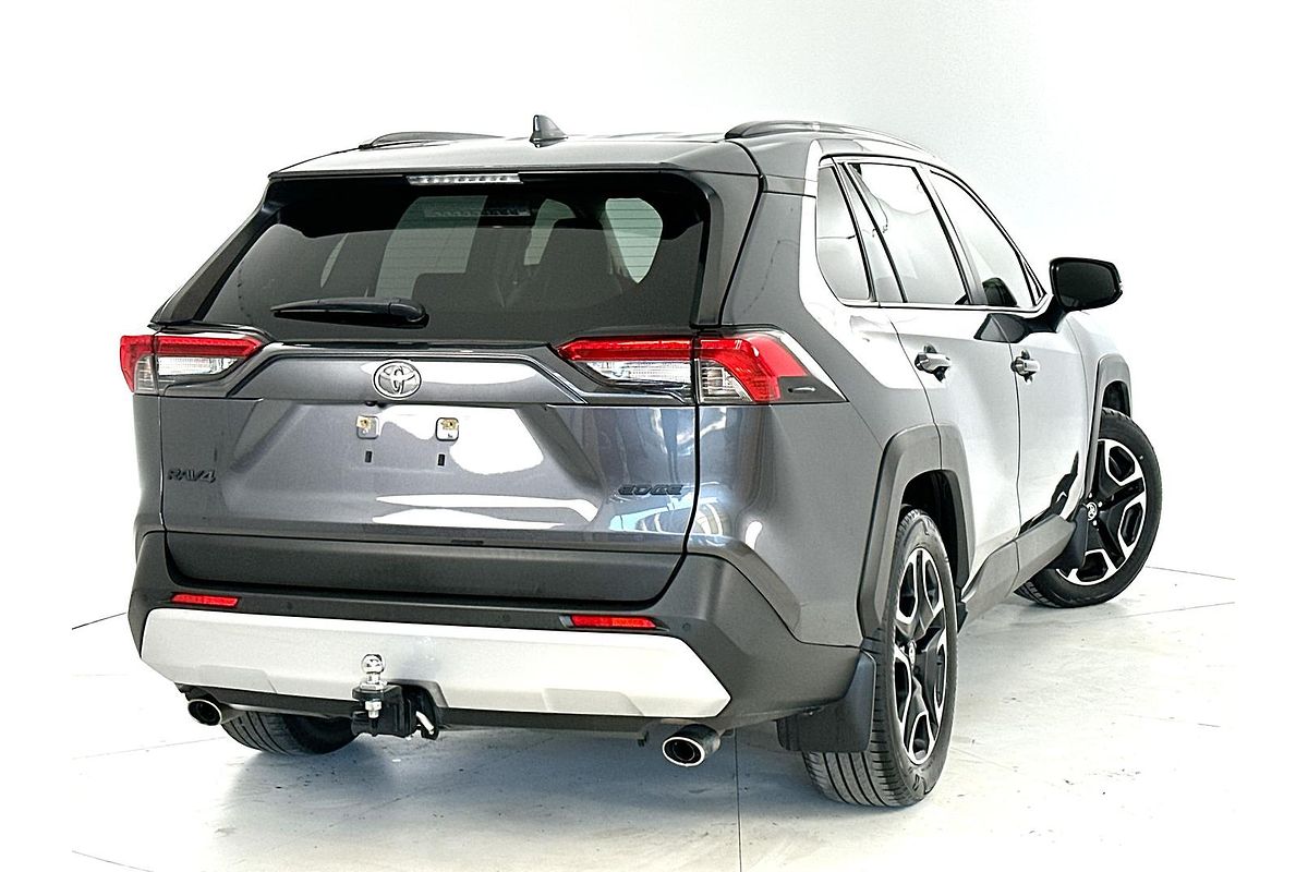 2020 Toyota RAV4 Edge AXAA54R