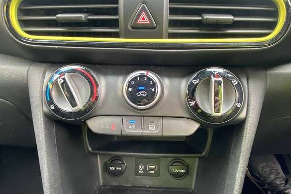 2017 Hyundai Kona Launch Edition OS