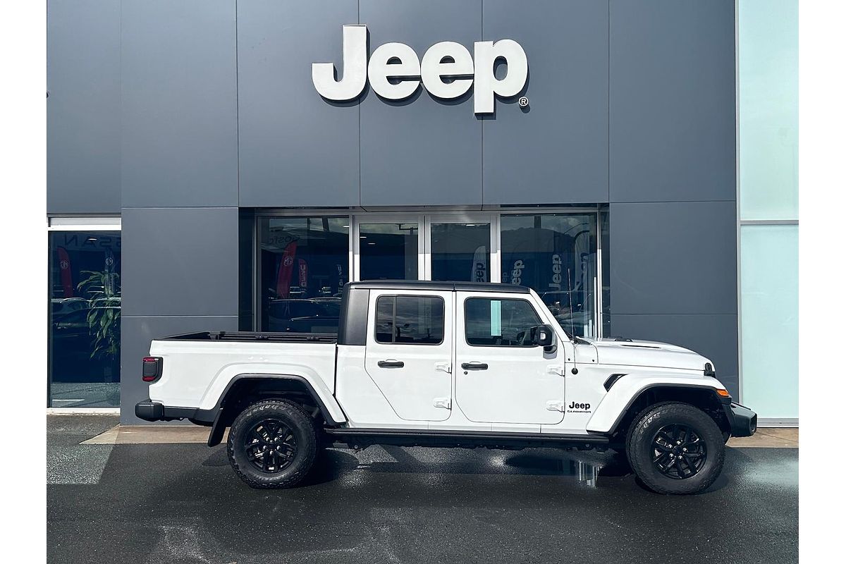 2022 Jeep Gladiator Night Eagle JT 4X4