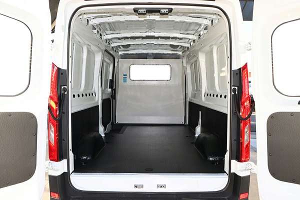 2024 LDV Deliver 9 Mid Roof LWB