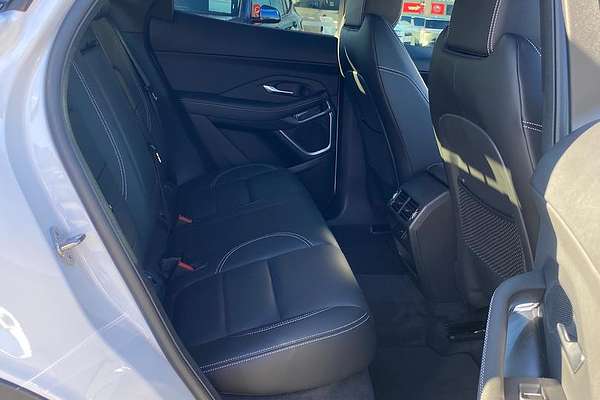 2024 Jaguar E-PACE P250 R-Dynamic SE X540