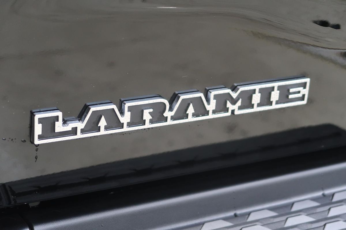 2024 RAM 2500 Laramie DJ 4X4