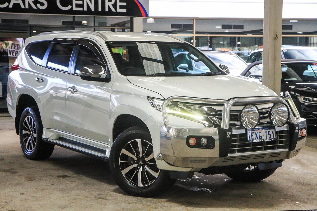 2016 Mitsubishi Pajero Sport GLS QE