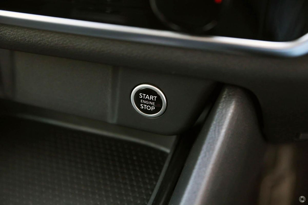 2024 Nissan QASHQAI ST+ J12