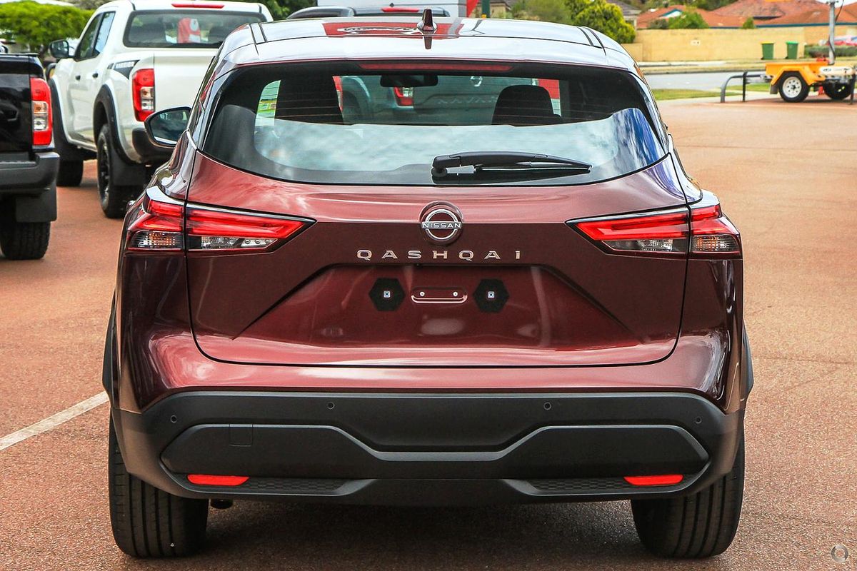 2024 Nissan QASHQAI ST+ J12
