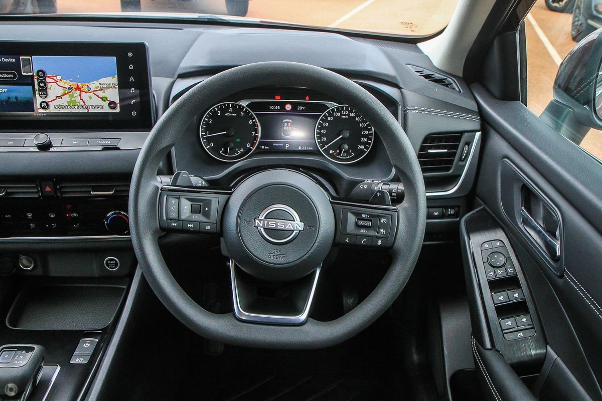 2024 Nissan QASHQAI ST+ J12