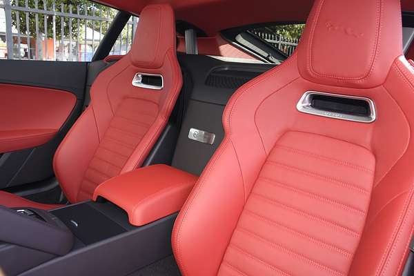 2024 Jaguar F-TYPE ZP Edition X152