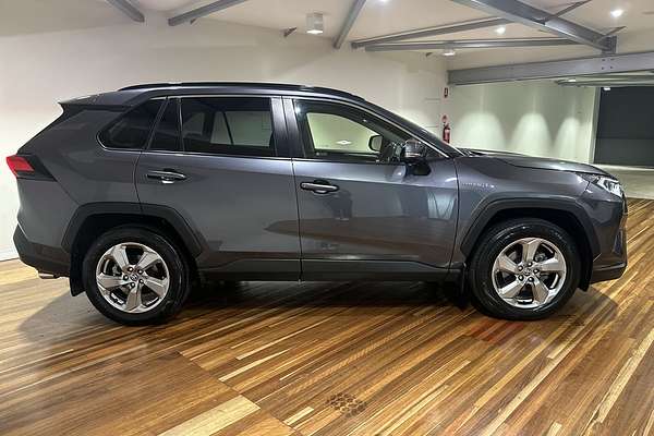 2020 Toyota RAV4 GXL AXAH54R