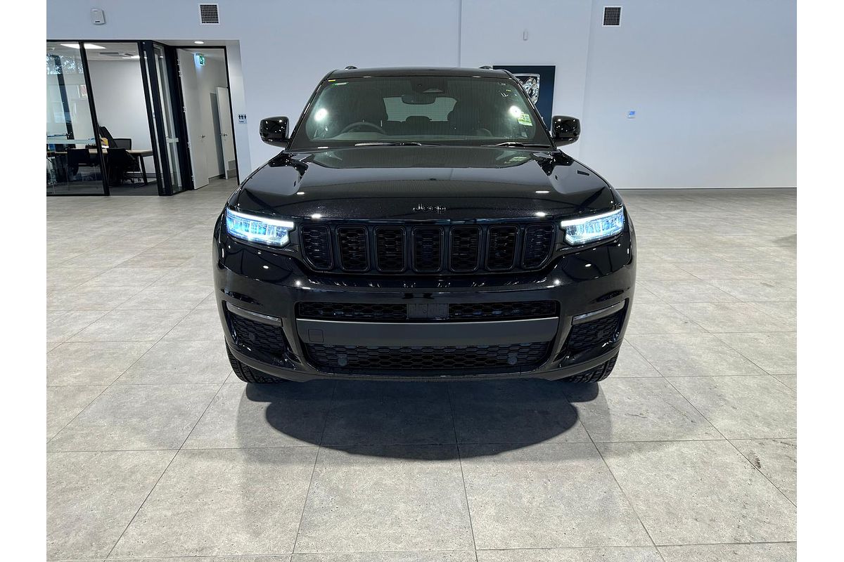 2023 Jeep Grand Cherokee Night Eagle WL