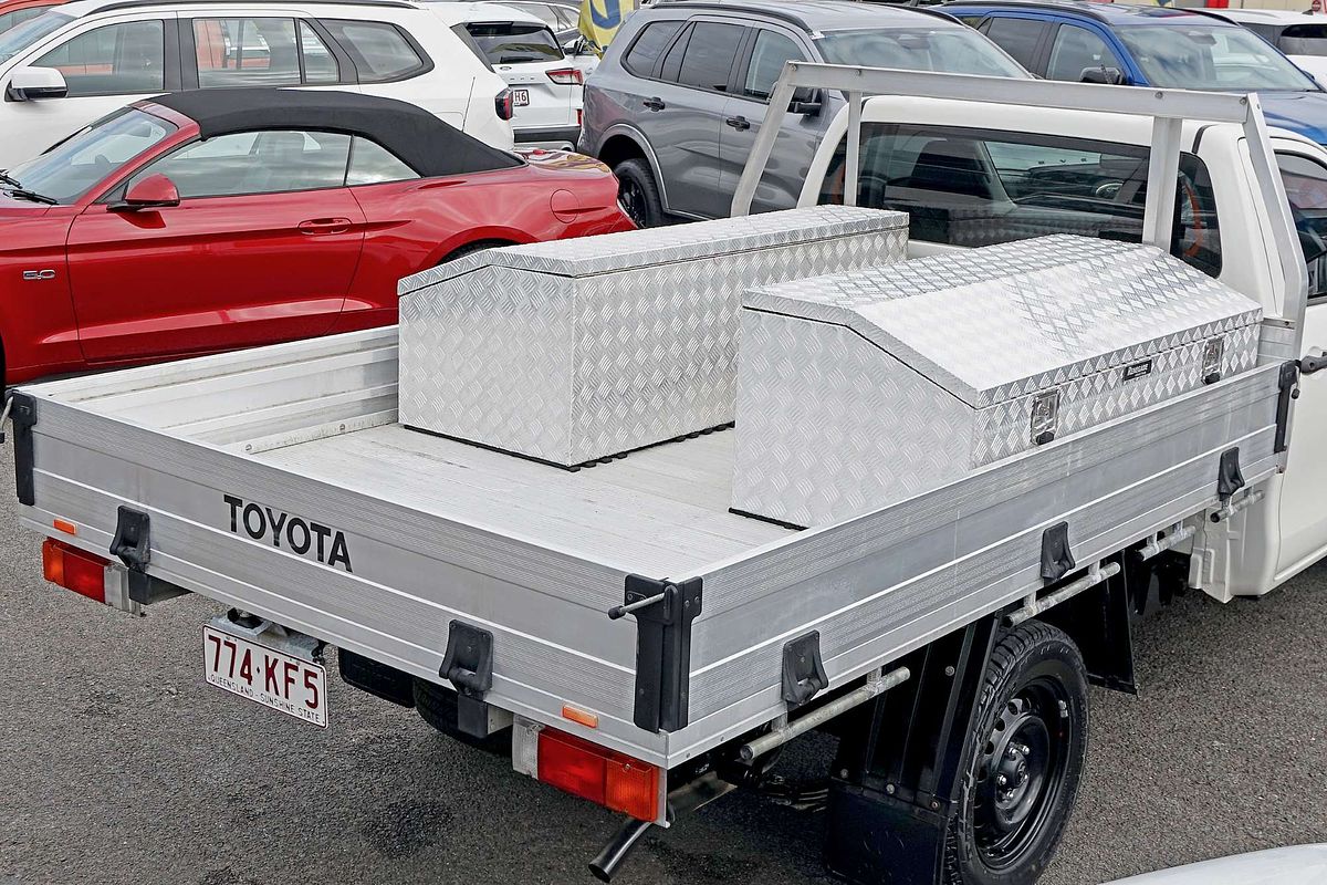 2018 Toyota Hilux Workmate TGN121R Rear Wheel Drive