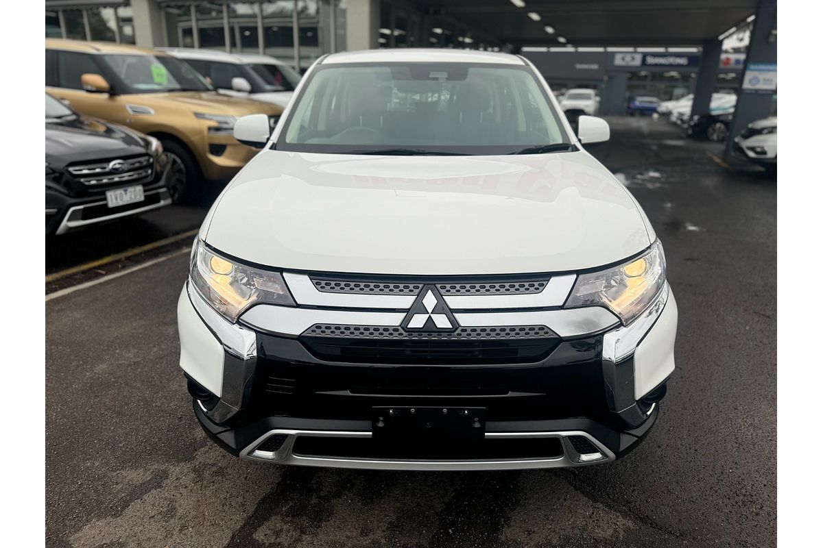 2021 Mitsubishi Outlander ES ZL