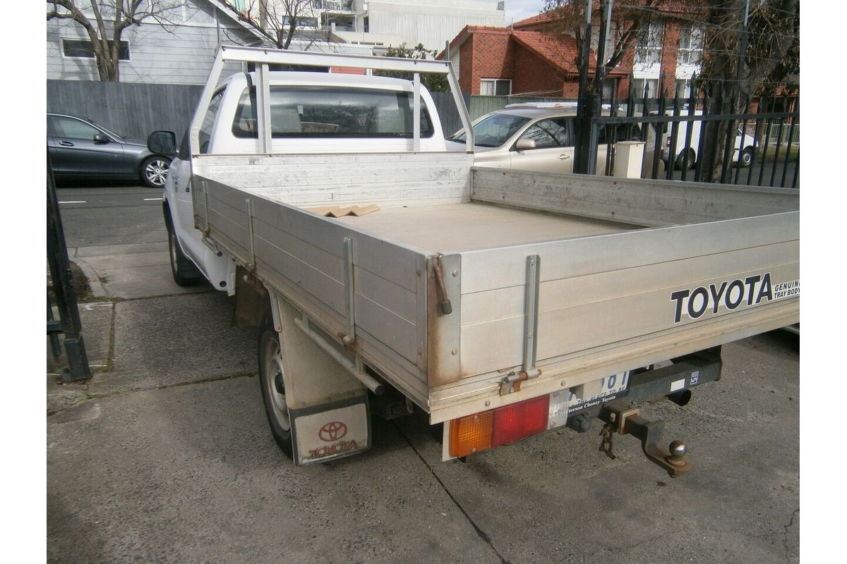 2005 Toyota Hilux Workmate TGN16R RWD