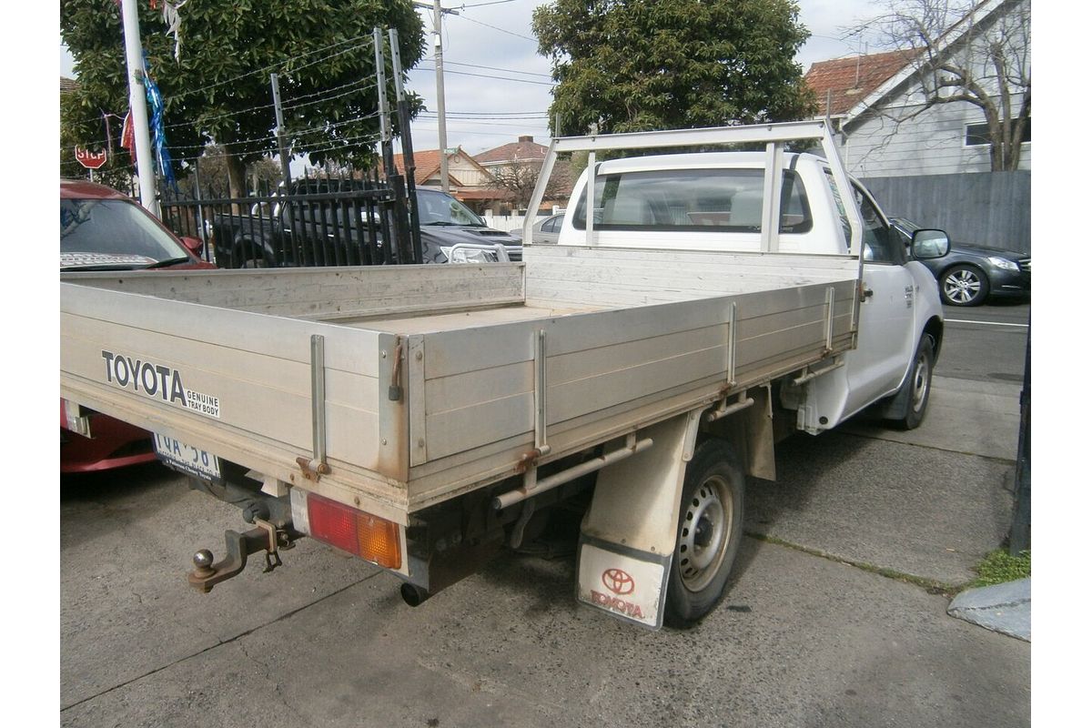 2005 Toyota Hilux Workmate TGN16R RWD