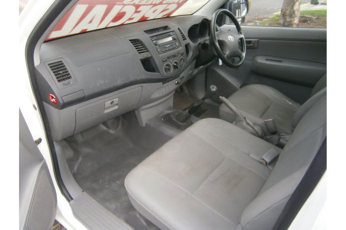 2005 Toyota Hilux Workmate TGN16R RWD