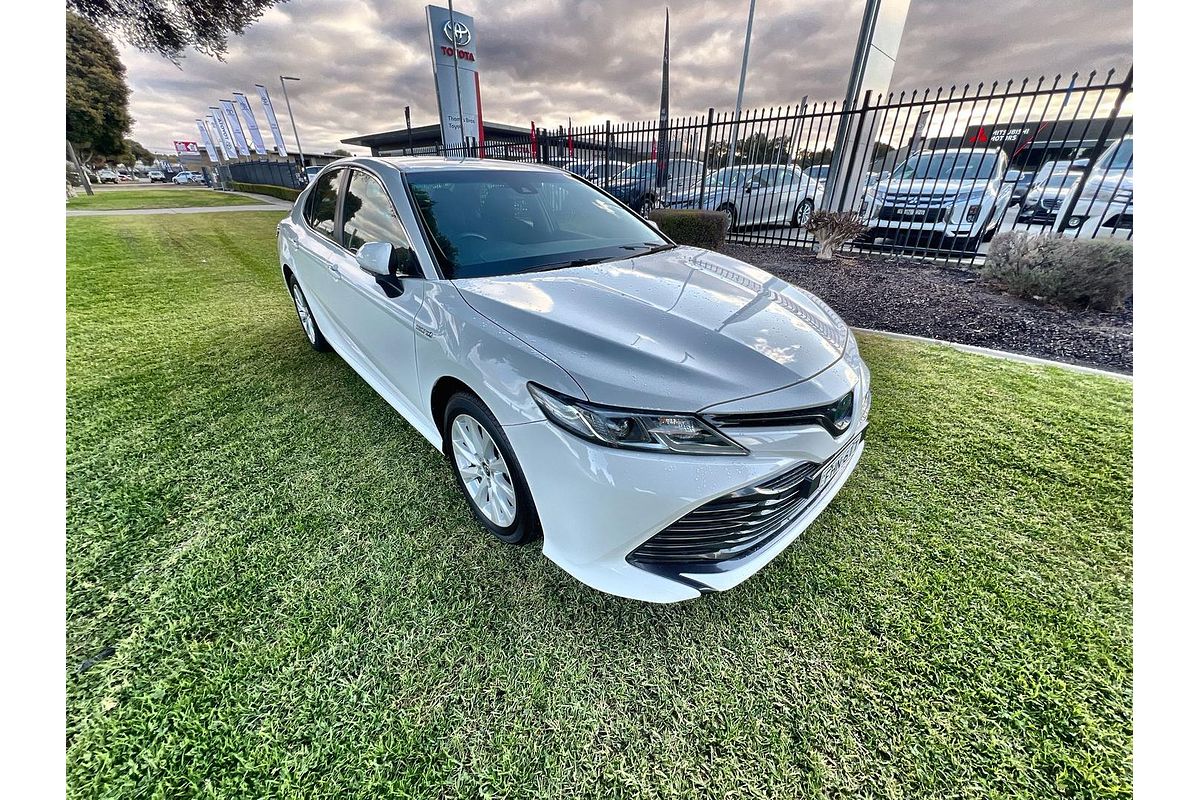2020 Toyota Camry Ascent Sport AXVH70R