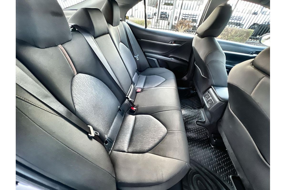 2020 Toyota Camry Ascent Sport AXVH70R