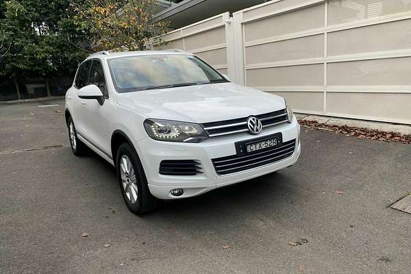 2014 Volkswagen Touareg 150TDI Tiptronic 4MOTION 7P MY15