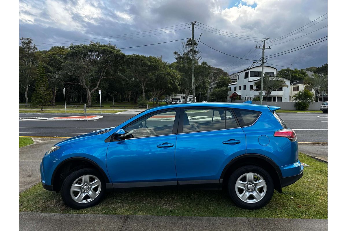 2016 Toyota RAV4 GX 2WD ZSA42R