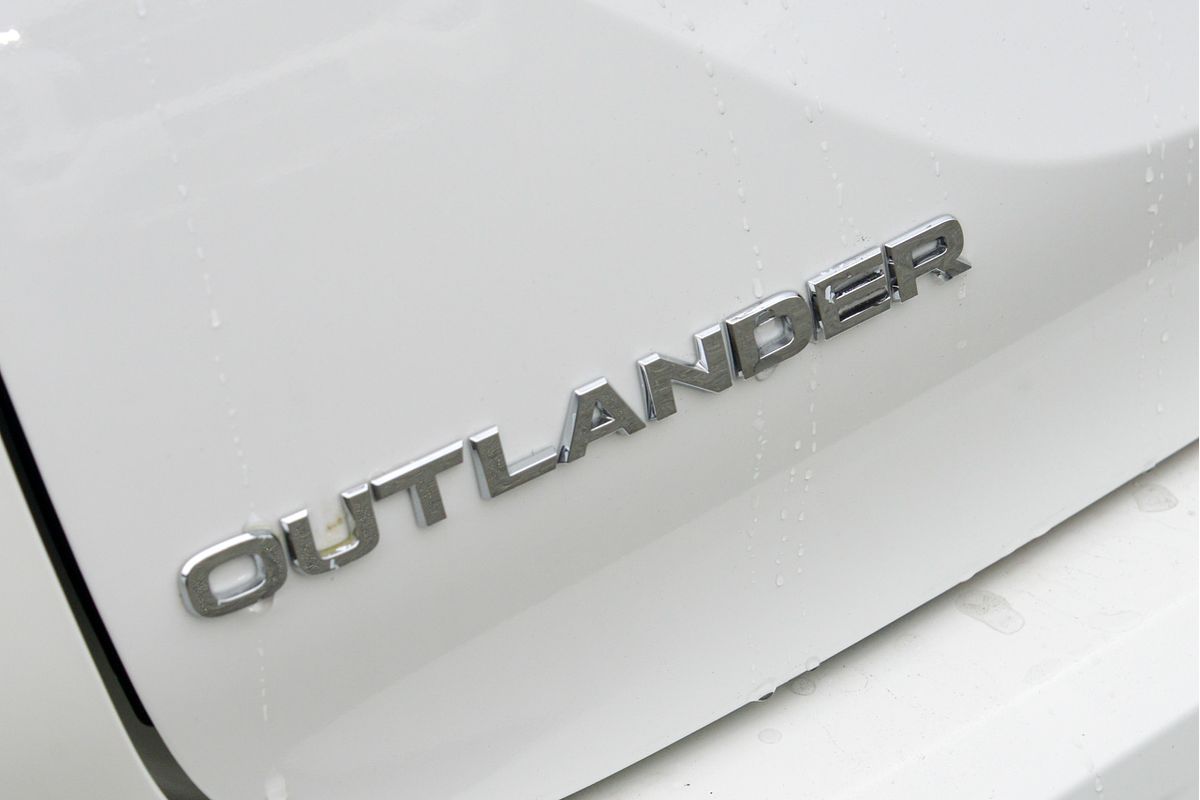 2023 Mitsubishi Outlander Aspire ZM