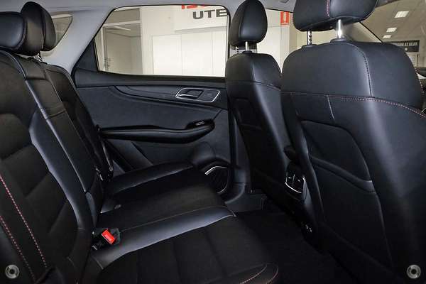 2022 MG HS Plus EV Essence SAS23