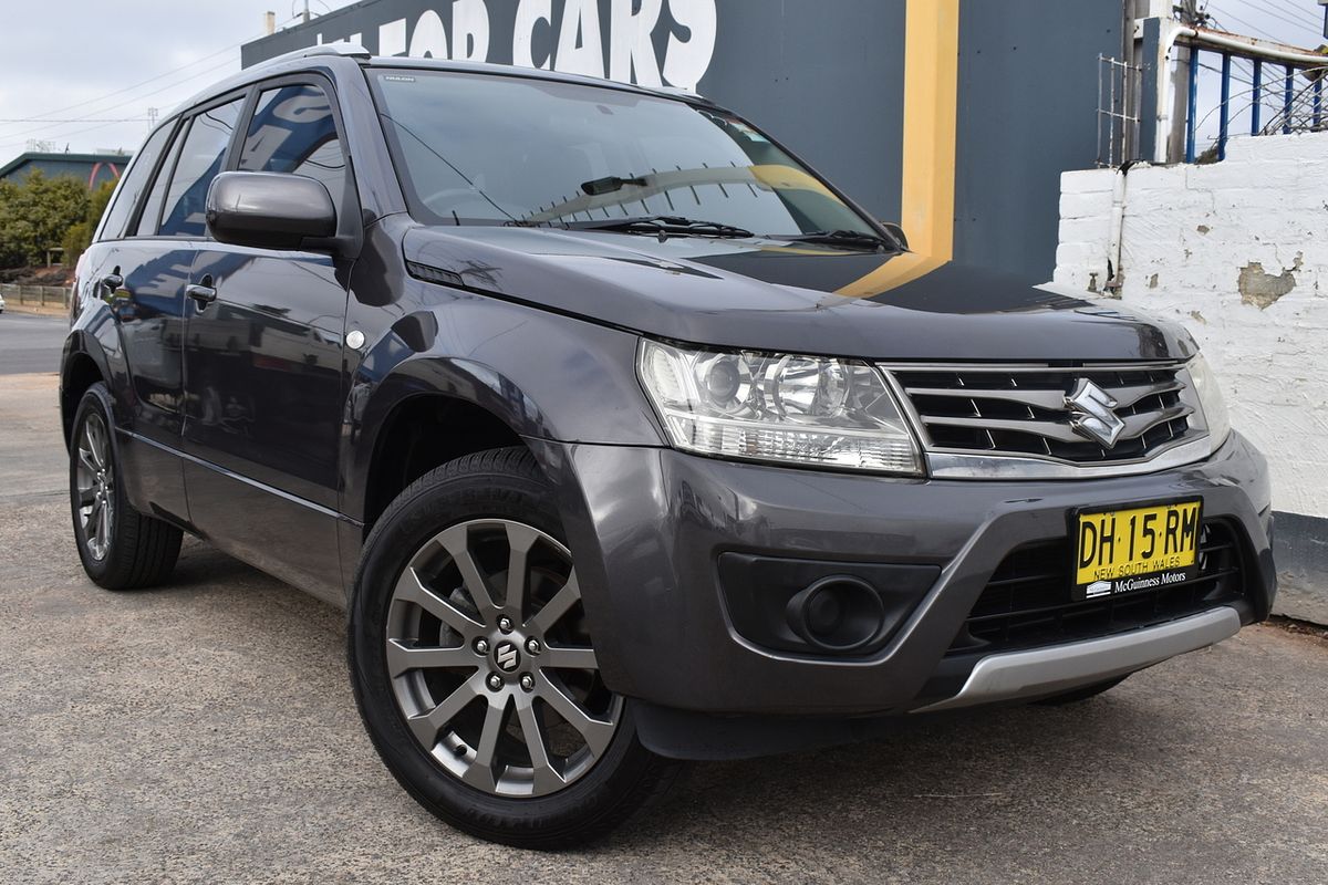 2016 Suzuki Grand Vitara Navigator