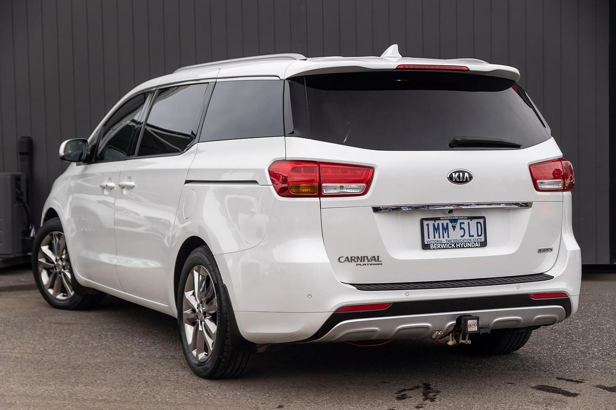 2017 Kia Carnival Platinum YP