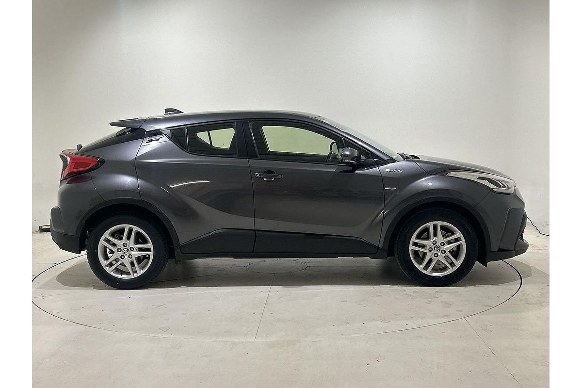 2022 Toyota C-HR GXL NGX10R