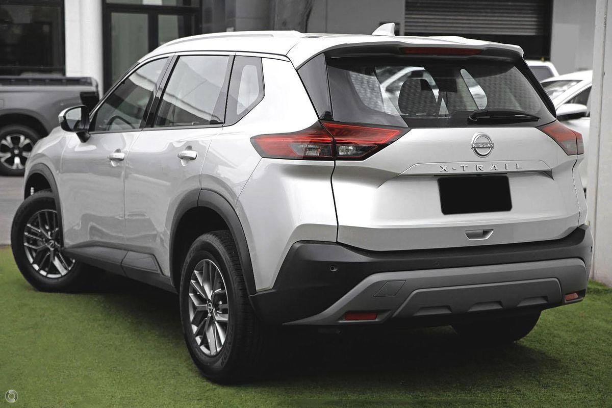 2023 Nissan X-TRAIL ST T33