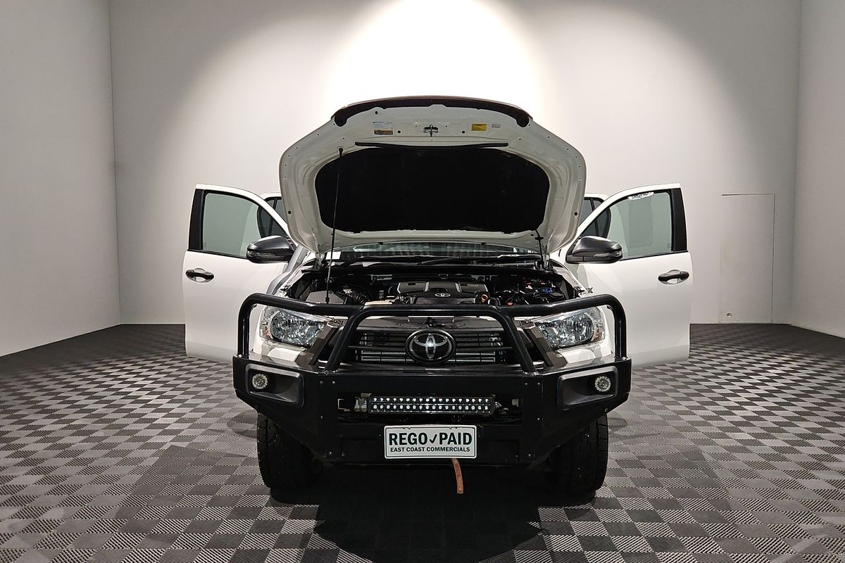 2021 Toyota Hilux SR Double Cab GUN126R 4X4