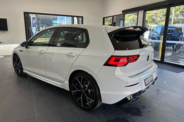 2024 Volkswagen Golf R 8