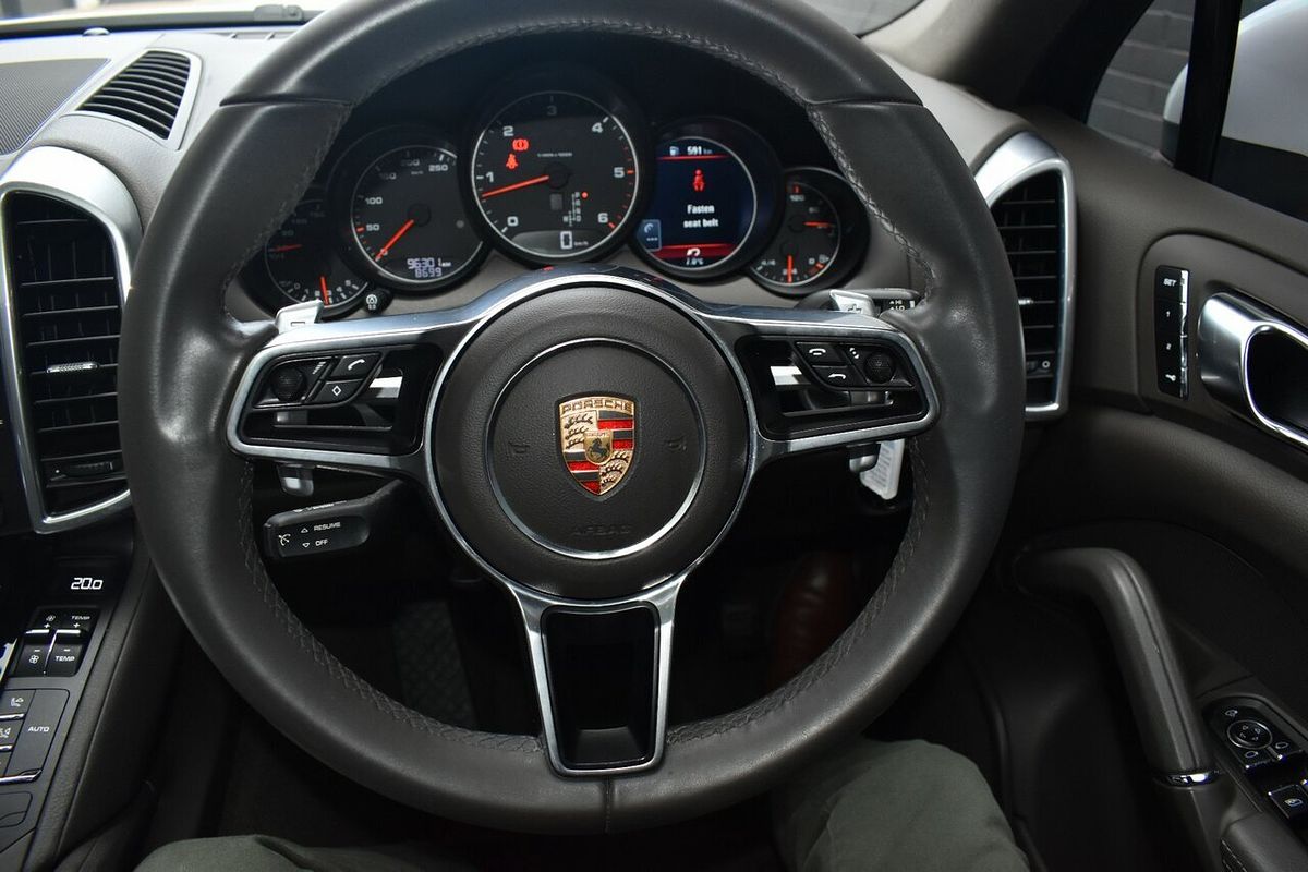 2015 Porsche Cayenne Diesel 92A