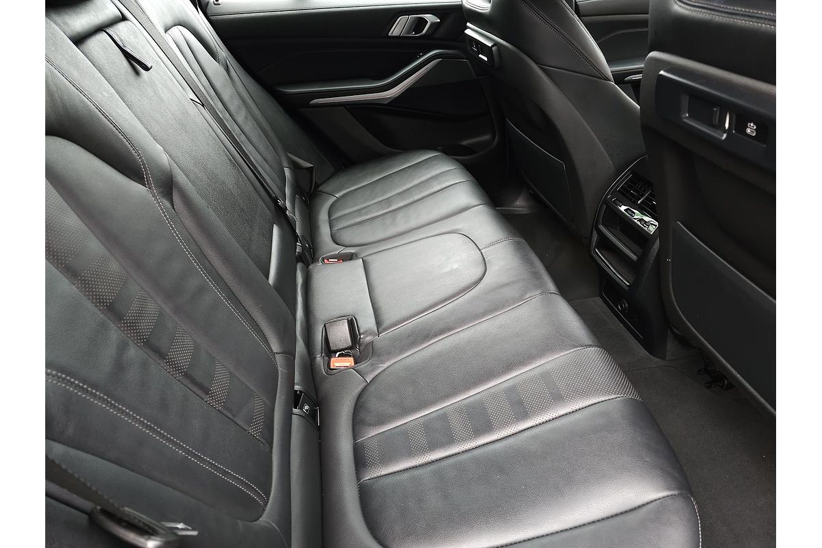 2022 BMW X5 xDrive30d M Sport G05