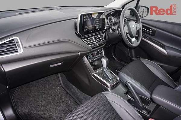 2023 Suzuki S-Cross Plus JYB