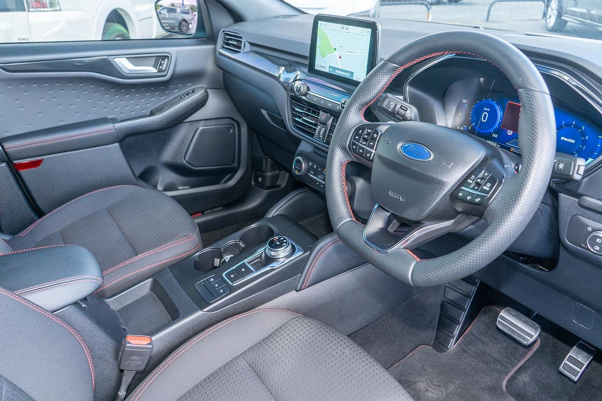 2020 Ford Escape ST-Line ZH