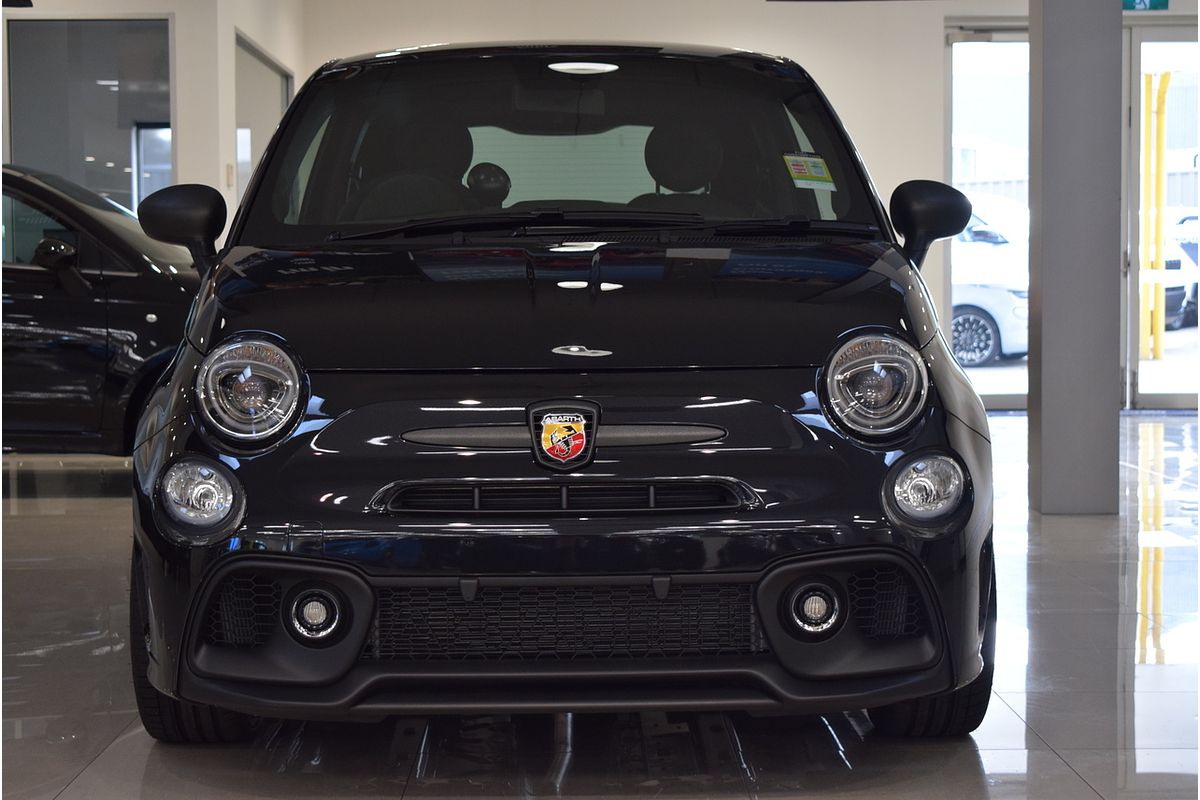 2024 Abarth 695 Competizione